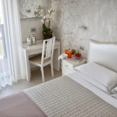 Hotell Hotel Vistamare 3*