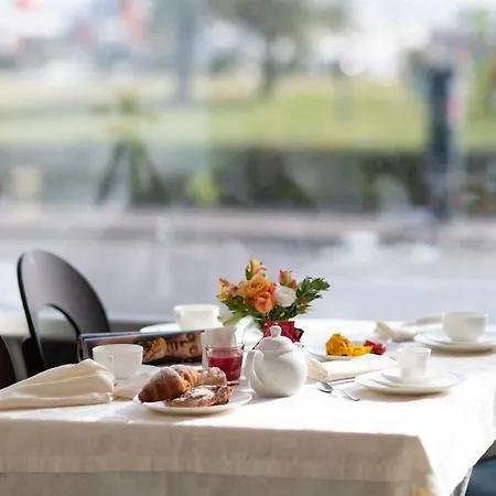 Hotell Hotel Vistamare 3*