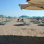فندق Vistamare 3*