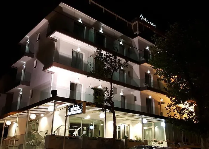 Szálloda Vistamare Rivazzurra Di Rimini